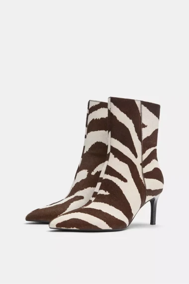 Od zmijskog do leopard uzorka: Animal print favoriti koje se isplati uloviti na sniženju
