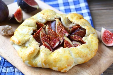 Savr&scaron;eni galette od smokava: Rustikalni kolač čija tajna nije samo u sočnom voću