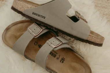 Umjesto kupovine novih, svi obnavljaju Birkenstockice - rezultati su impresivni