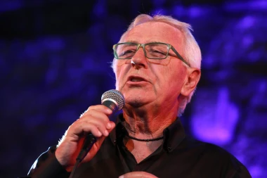 Oliverova Vela Luka ponovno će rasplakati Hrvatsku: Spektakl u čast legendi čije pjesme žive vječno