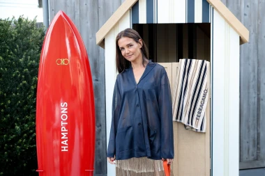 Katie Holmes spojila je nespojivo, a izgleda odlično. Biste li se nosili ovakav outfit?