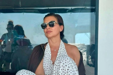 Nina Badrić preskočila haljinu i odabrala &scaron;armantni kombinezon savr&scaron;en za ljetne dane