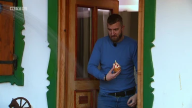 Nastavljaju se apsurdni zadaci i borba za bodove večeras od 21.15 sati u 'Direktoru svemira'