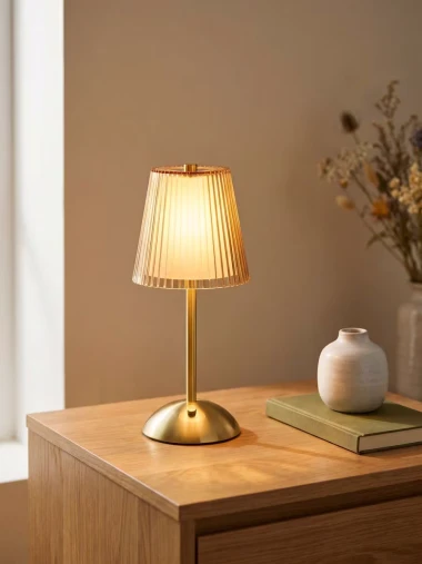 Tražite novu lampu? U Sinsayu smo prona&scaron;li elegantne modele do 15 eura