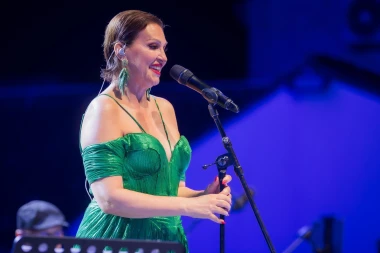 Nina Badrić pokazala savr&scaron;eni jednodijelni badić: Jednostavan, chic i domaćeg potpisa
