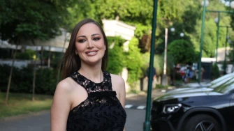Aleksandra Prijović u bikiniju koji odi&scaron;e retro glamurom: Crno-bijeli spoj ponovno osvaja