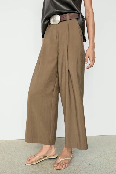 Stigla je nova Massimo Dutti kolekcija i savr&scaron;ena je za prijelaz iz ljeta u jesen