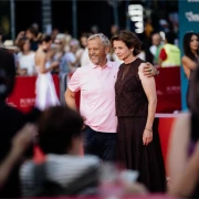 Otvoren Sarajevo Film Festival: Poznata filmska lica do&scaron;la na otvorenje, Emily Watson je blistala