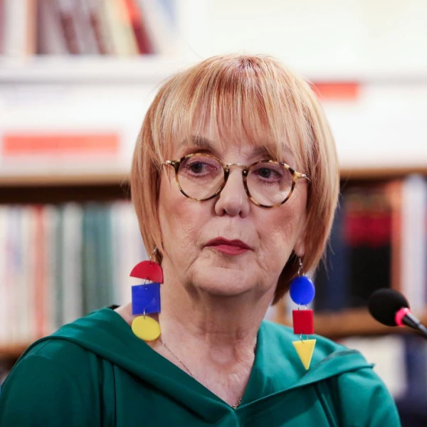 Preminula je Vedrana Rudan, beskompromisna književnica koja je svoj odlazak sama najavila