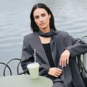 Povratak na posao nikad nije izgledao bolje: Reserved ima odlične komade za ured
