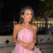Modna razglednica: Adriana Ćaleta-Car u neobičnoj koktel haljini pokorila Dubrovnik