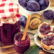 Recept za pekmez od &scaron;ljiva koji uvijek uspijeva uz jedan tajni dodatak
