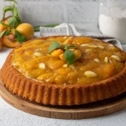 Sočna torta od marelice i pudinga na dva načina - za jednu verziju ne trebate pećnicu