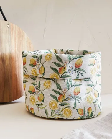 Proljetna Zara Home kolekcija - spoj retro estetike i zlatnih tonova