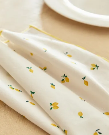 Proljetna Zara Home kolekcija - spoj retro estetike i zlatnih tonova