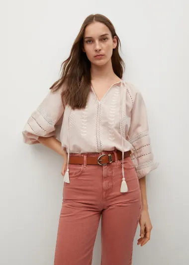 Hit komadi: Mango ima prekrasne bluze za toplije dane