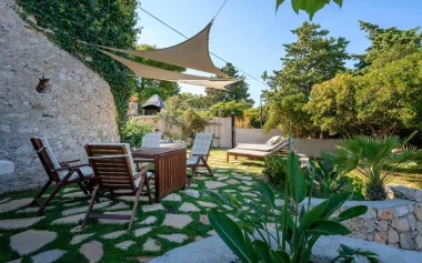 Stara kula na Hvaru jedinstven je apartman u kojem želimo provesti cijelo ljeto