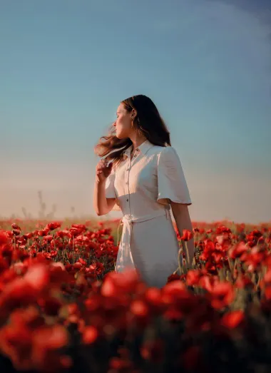 Mak – nježan, ali i upečatljiv cvijet koji već stoljećima inspirira pjesnike