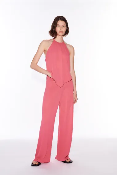 Vrijeme je za super ulove: Široke hlače na sniženju od 79 kuna