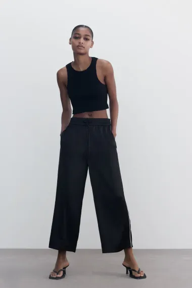 Vrijeme je za super ulove: Široke hlače na sniženju od 79 kuna