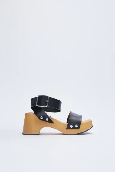 Sandale s potpeticom na sniženju - ljepotice koje ćemo nositi cijelo ljeto