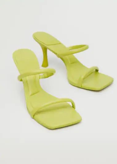 Žuta je boja veselja: 20 stylish komada koji će unijeti vedrinu u svaki outfit