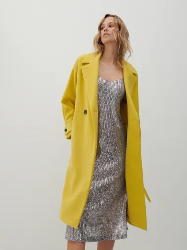 Žuta je boja veselja: 20 stylish komada koji će unijeti vedrinu u svaki outfit