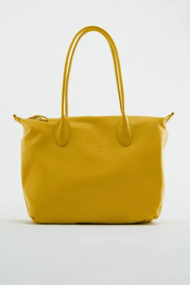 Ovog proljeća nosimo torbice jarkih boja, a evo i naših favorita