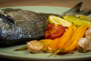 Savršeno jelo gotovo u trenu: Orada u škartocu