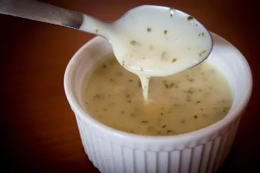 Kako pripremiti ukusan umak od vrhnja za kuhanje za tjesteninu?