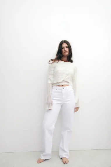 Modni favorit za tople dane: 10 bijelih traperica koje podižu svaku kombinaciju