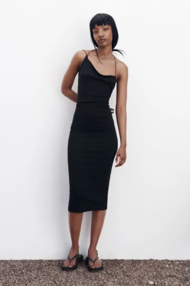 Ženstvene i elegantne: Ovo su najljepše haljine otvorenih leđa iz ponude