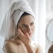 Hranjive kreme za lice koje vrijedi uvrstiti u jesensku skincare rutinu