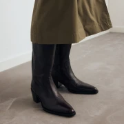 Trendi čizme s potpeticom koje su i elegantne i udobne