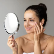 Ovi nevidljivi heroji protiv prištića postali su viralni, čak su i rasprodani